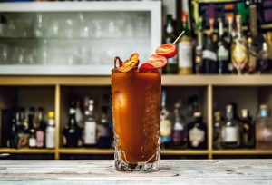 un gran coctel para el verano, un Bloody Mary